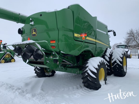 Photo of 2024 John Deere S770