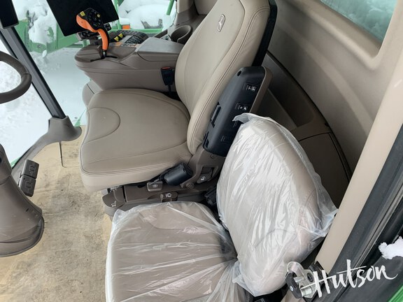 Photo of 2024 John Deere S770