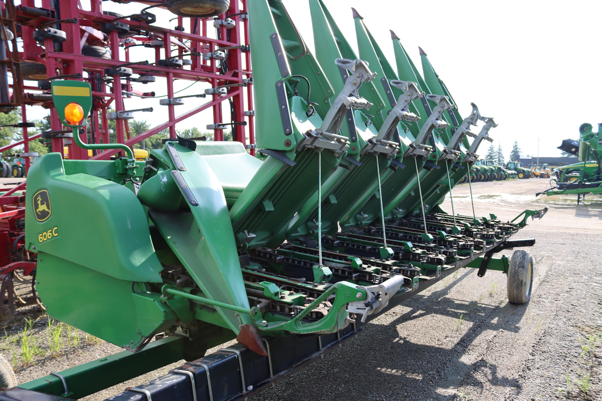 2009 John Deere 606C Corn and Row Crop headers