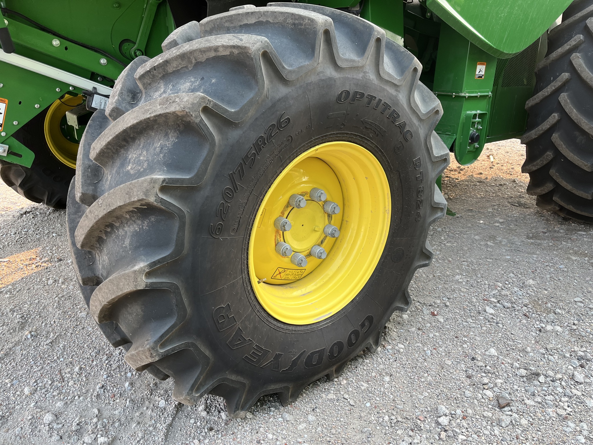 2024 John Deere S780 Image 6