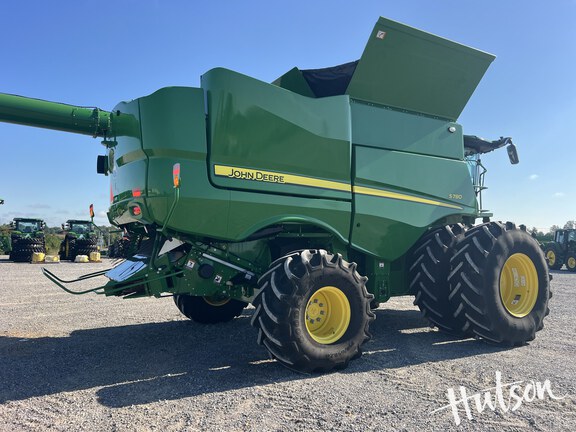 Photo of 2024 John Deere S780