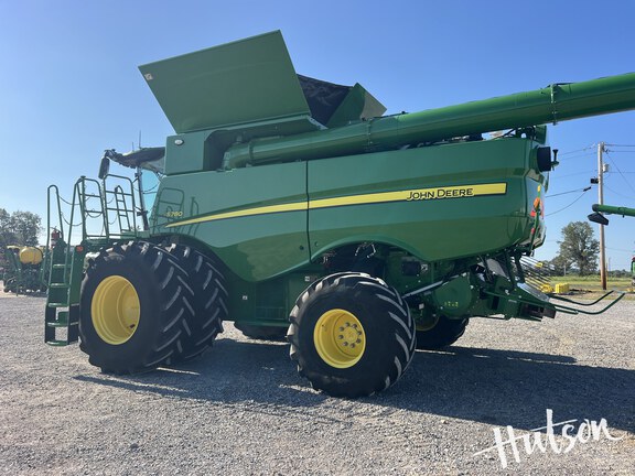 Photo of 2024 John Deere S780
