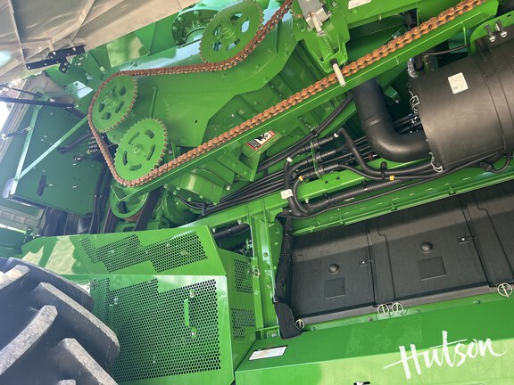 Photo of 2024 John Deere S780