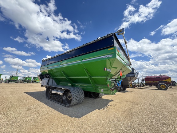 New In-Stock 2024 Brent 2098 Grain Carts at Horizon Ag & Turf in Lloydminster, AB - Photo10