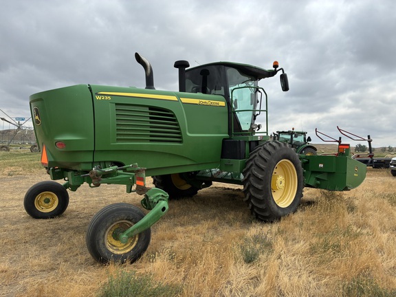 2016 John Deere W235 (3rd thumbnail)
