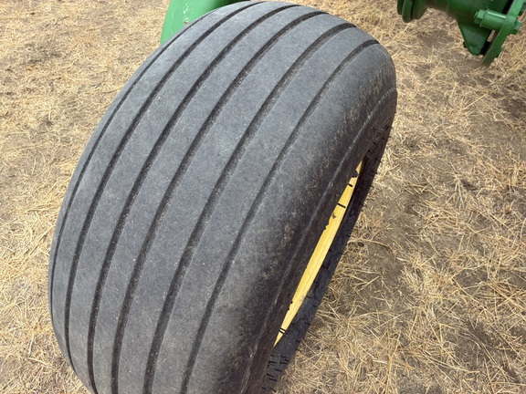 2016 John Deere W235 (10th thumbnail)