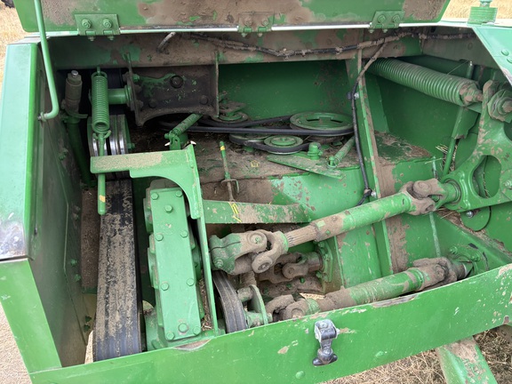 2016 John Deere W235 (17th thumbnail)