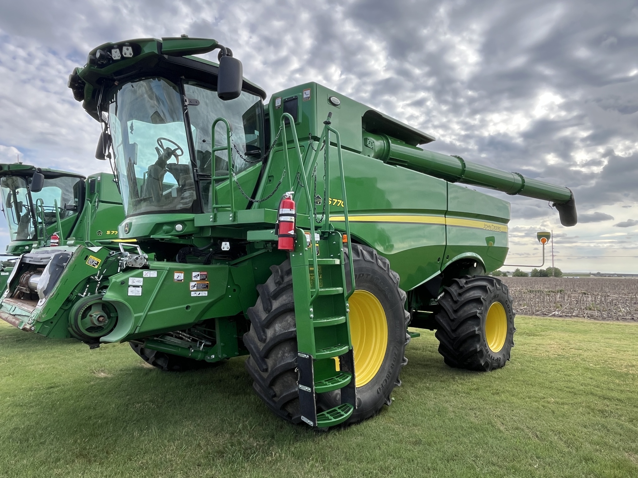 2023 John Deere S770 Image 2