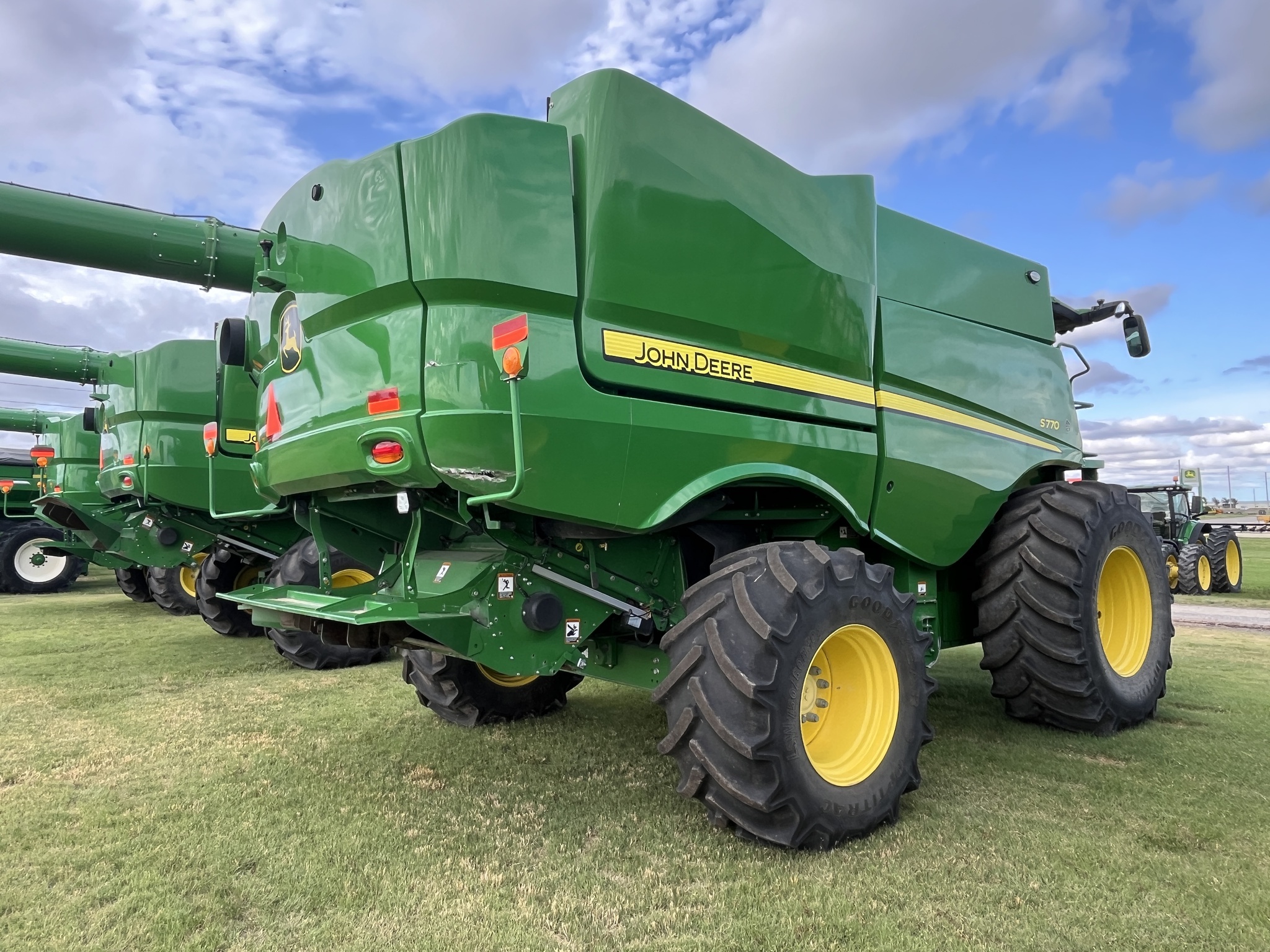 2023 John Deere S770 Image 5