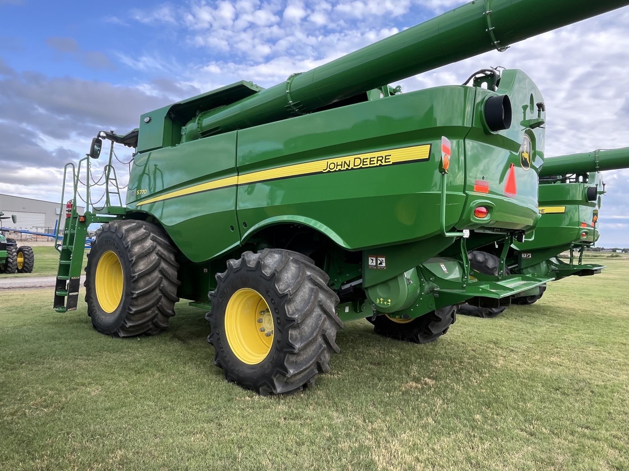 2023 John Deere S770 Image 4