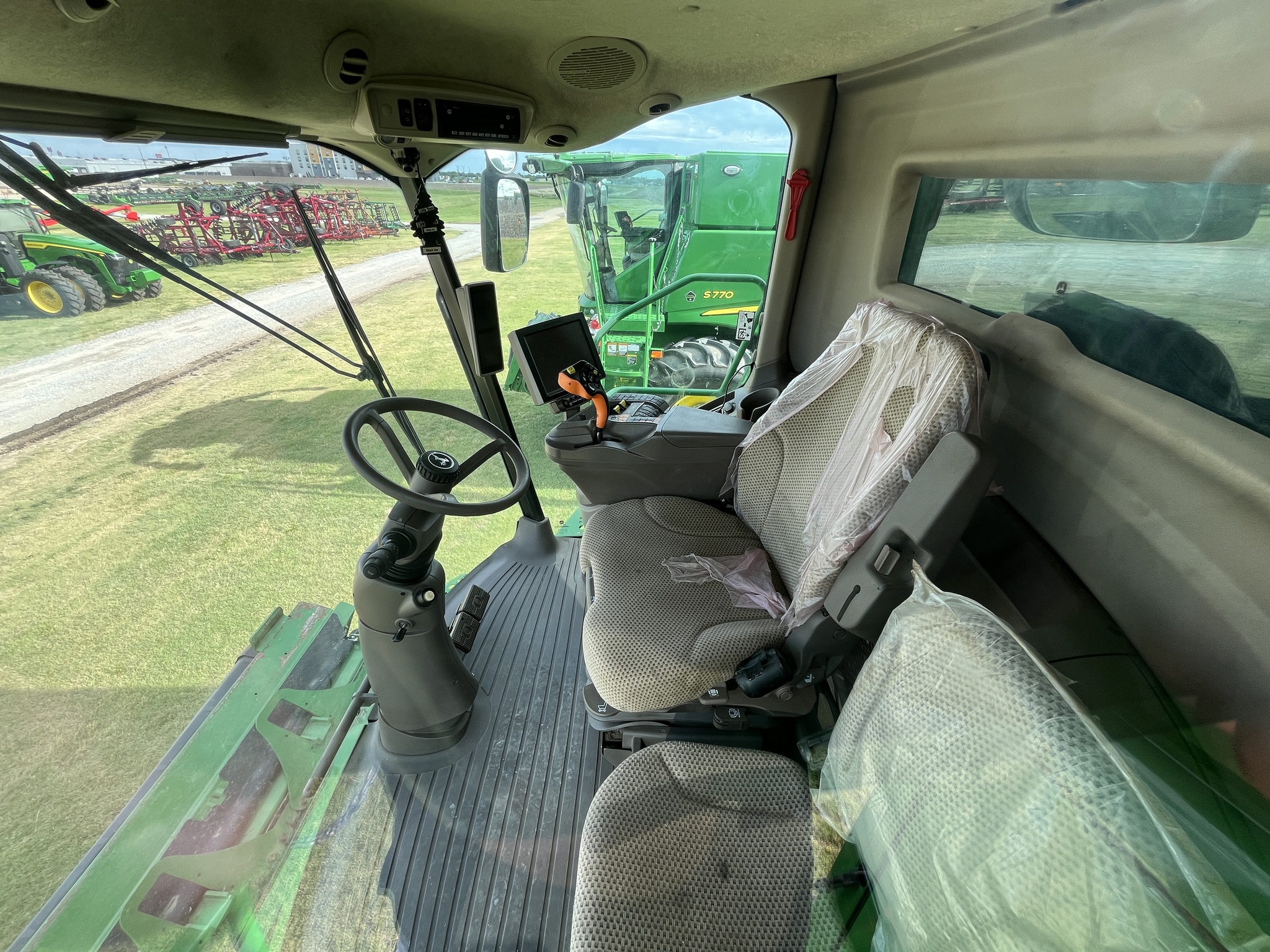 2023 John Deere S770 Image 12