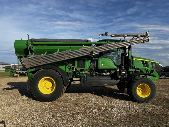 2024 John Deere 800R - Photo2