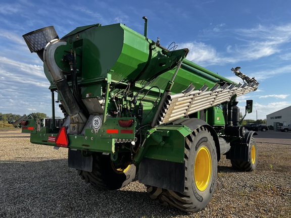 2024 John Deere 800R - Photo3