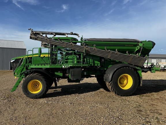 2024 John Deere 800R - Photo6