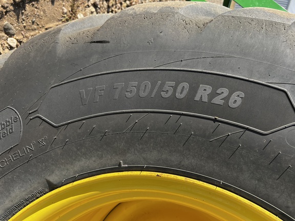 2024 John Deere 800R - Photo9