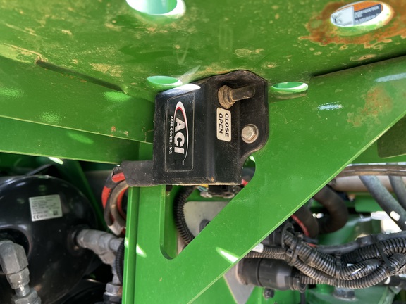 2024 John Deere 800R - Photo22