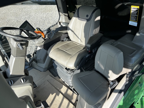 2024 John Deere 800R - Photo34
