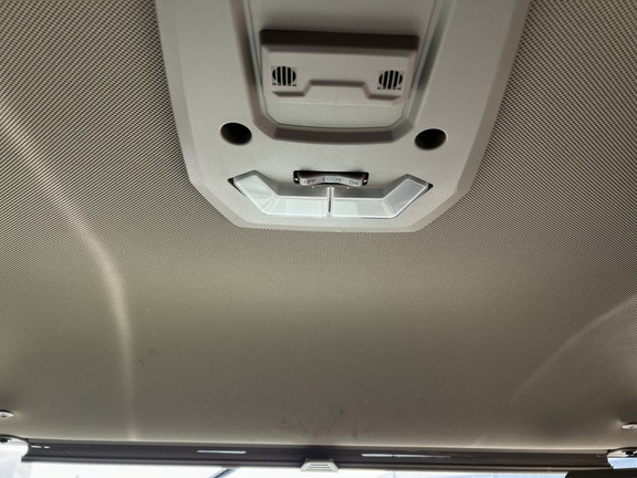 2024 John Deere 800R - Photo37