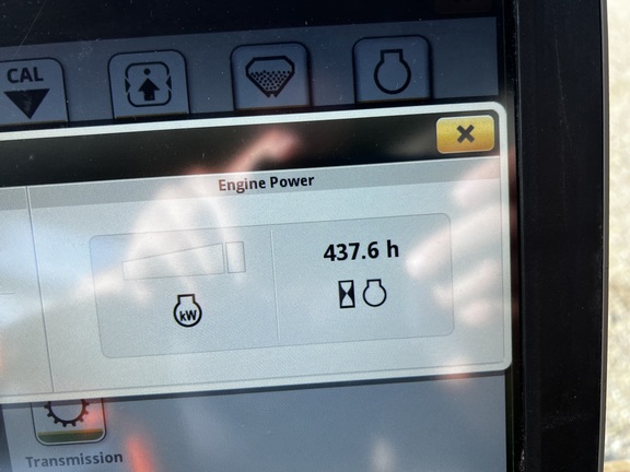 2024 John Deere 800R - Photo40