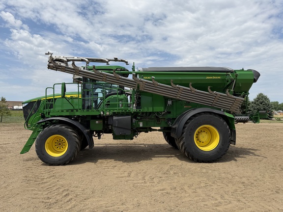 2024 John Deere 800R - Photo6
