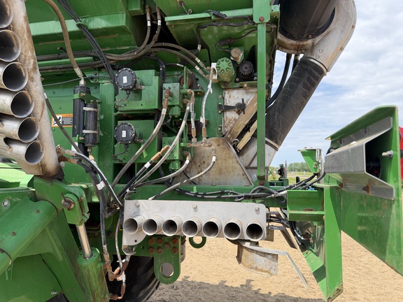 2024 John Deere 800R - Photo27