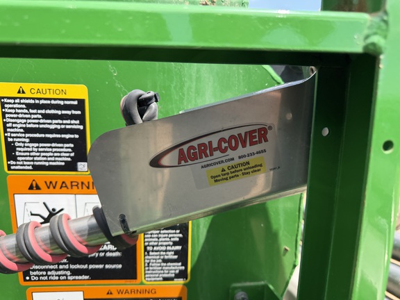 2024 John Deere 800R - Photo34