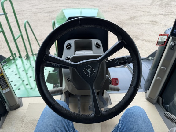 2024 John Deere 800R - Photo38