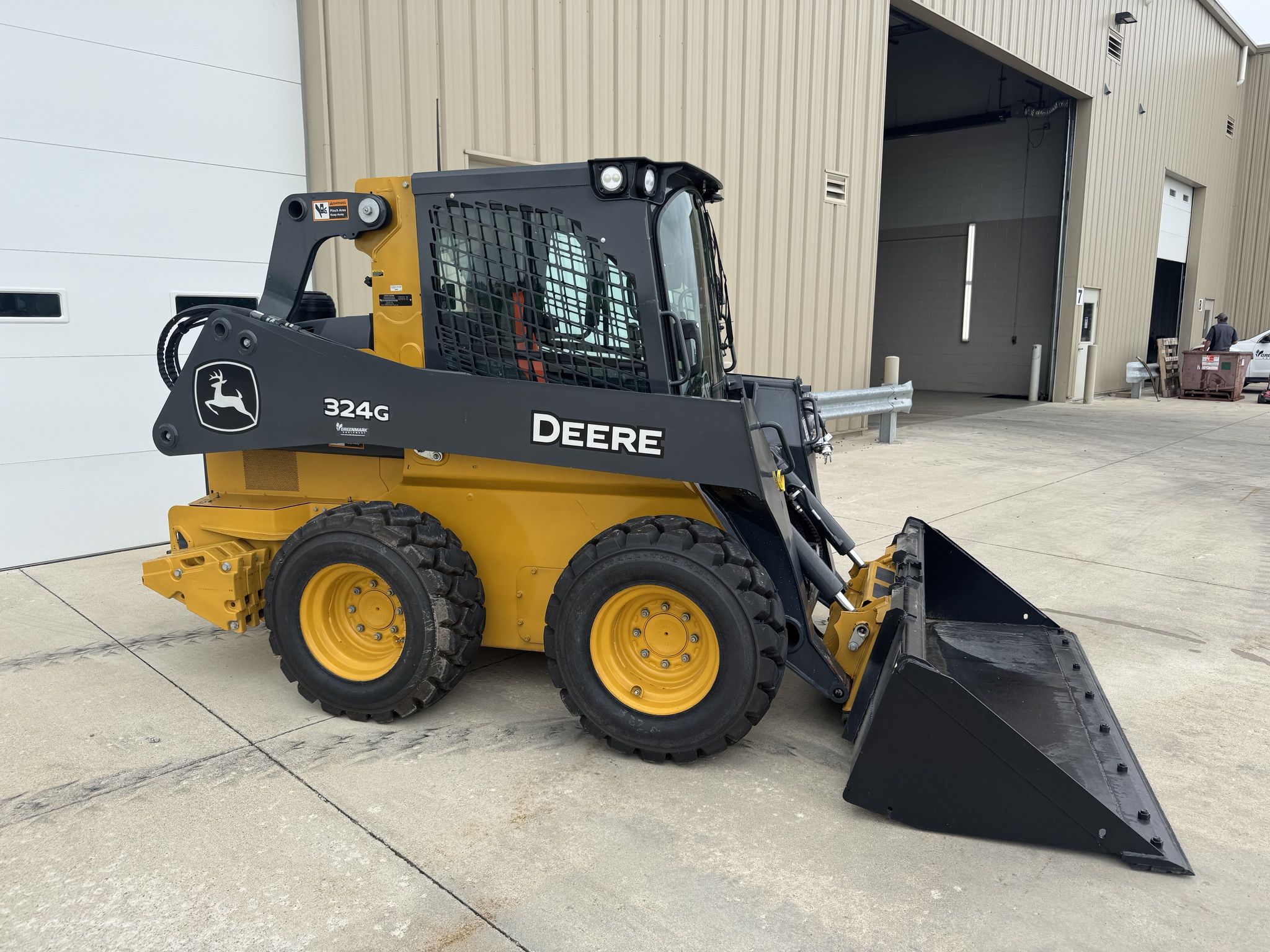 2023 John Deere 324G Image 3