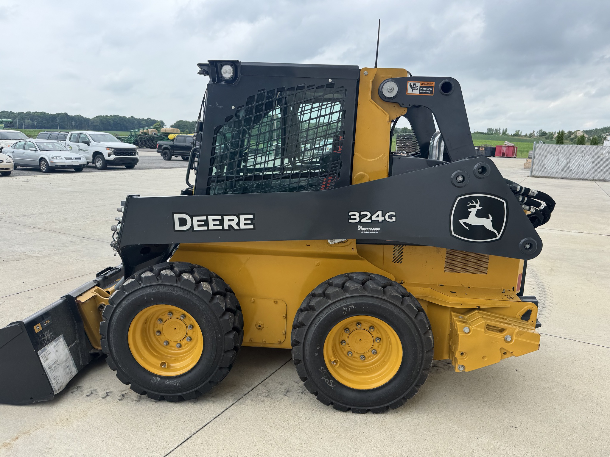 2023 John Deere 324G Image 7