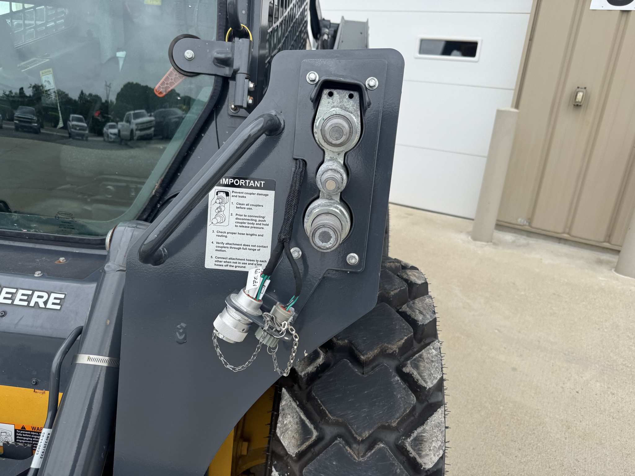 2023 John Deere 324G Image 14