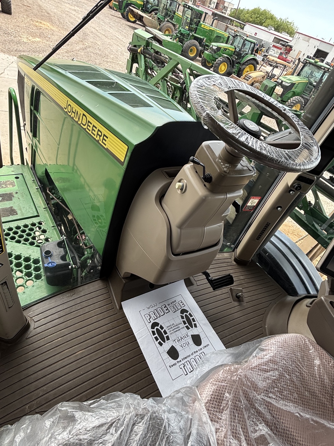 2015 John Deere R4038 Image 9