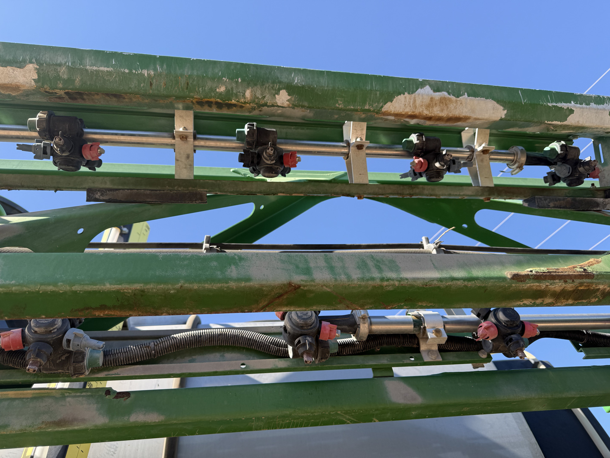 2015 John Deere R4038 Image 12