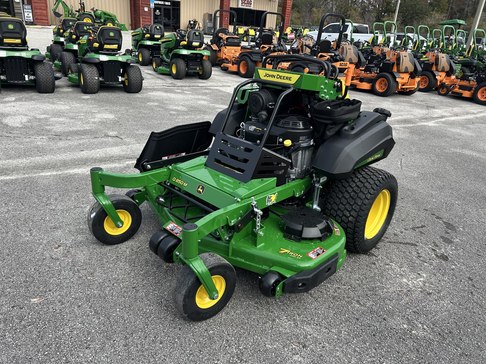 2025 John Deere Q850M Image 5