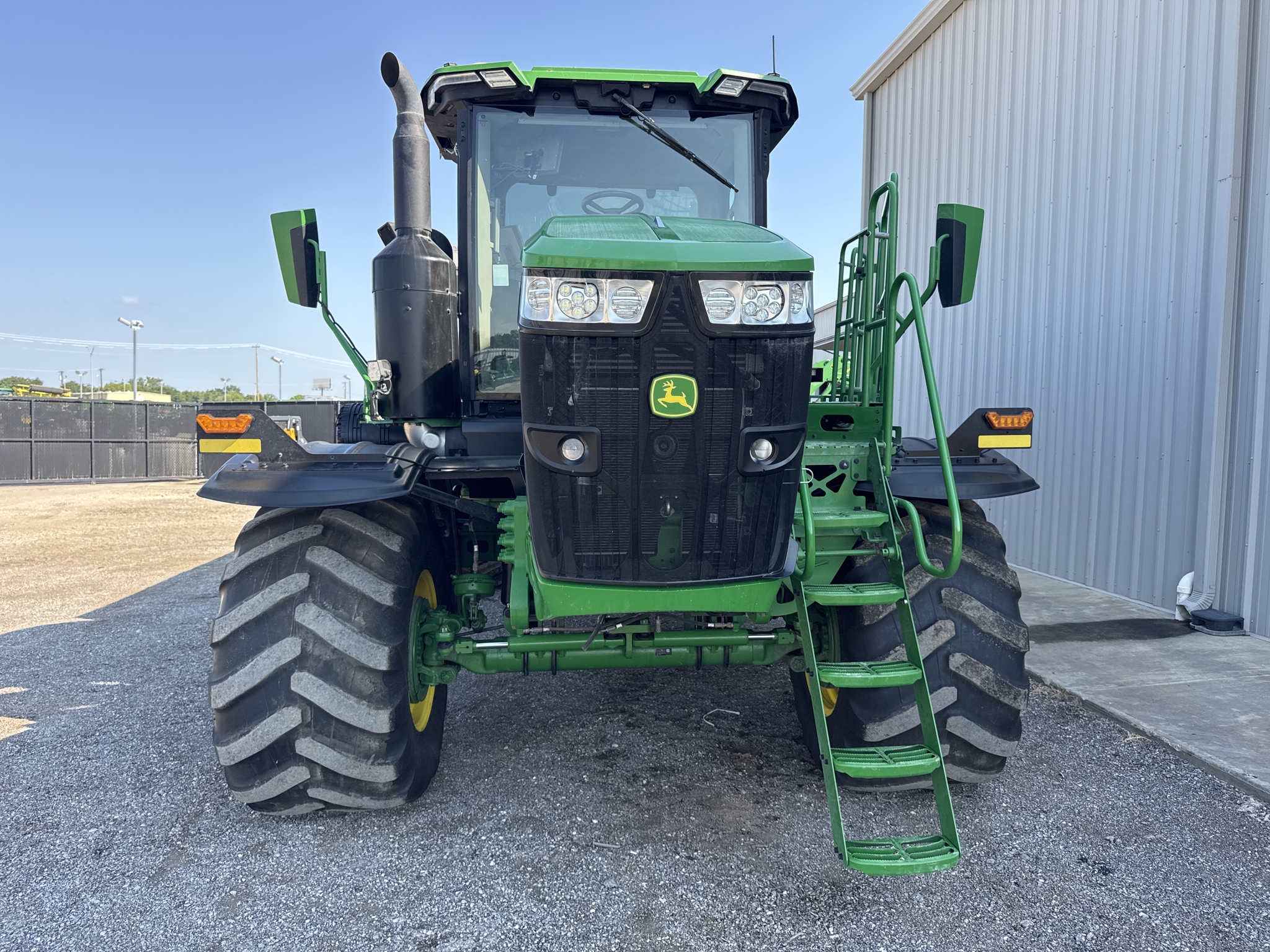2024 John Deere 800R Image 5