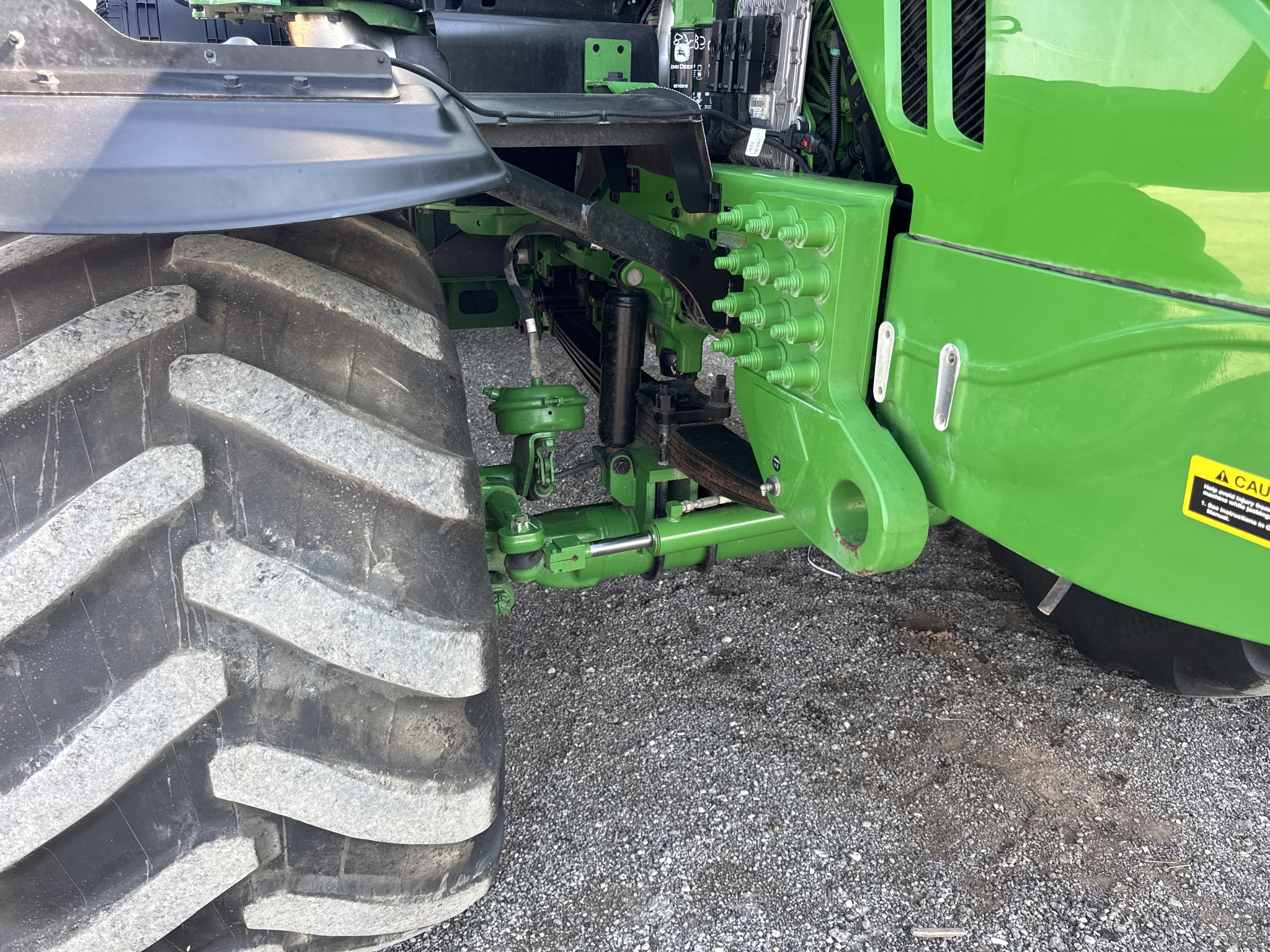2024 John Deere 800R Image 26