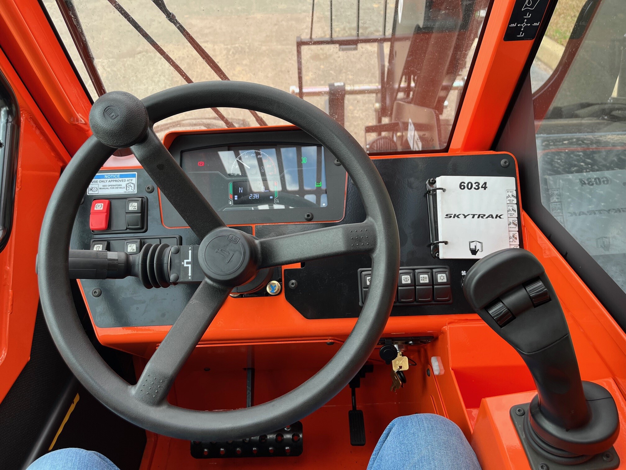 2025 Skytrak 6034 CAB Image 6