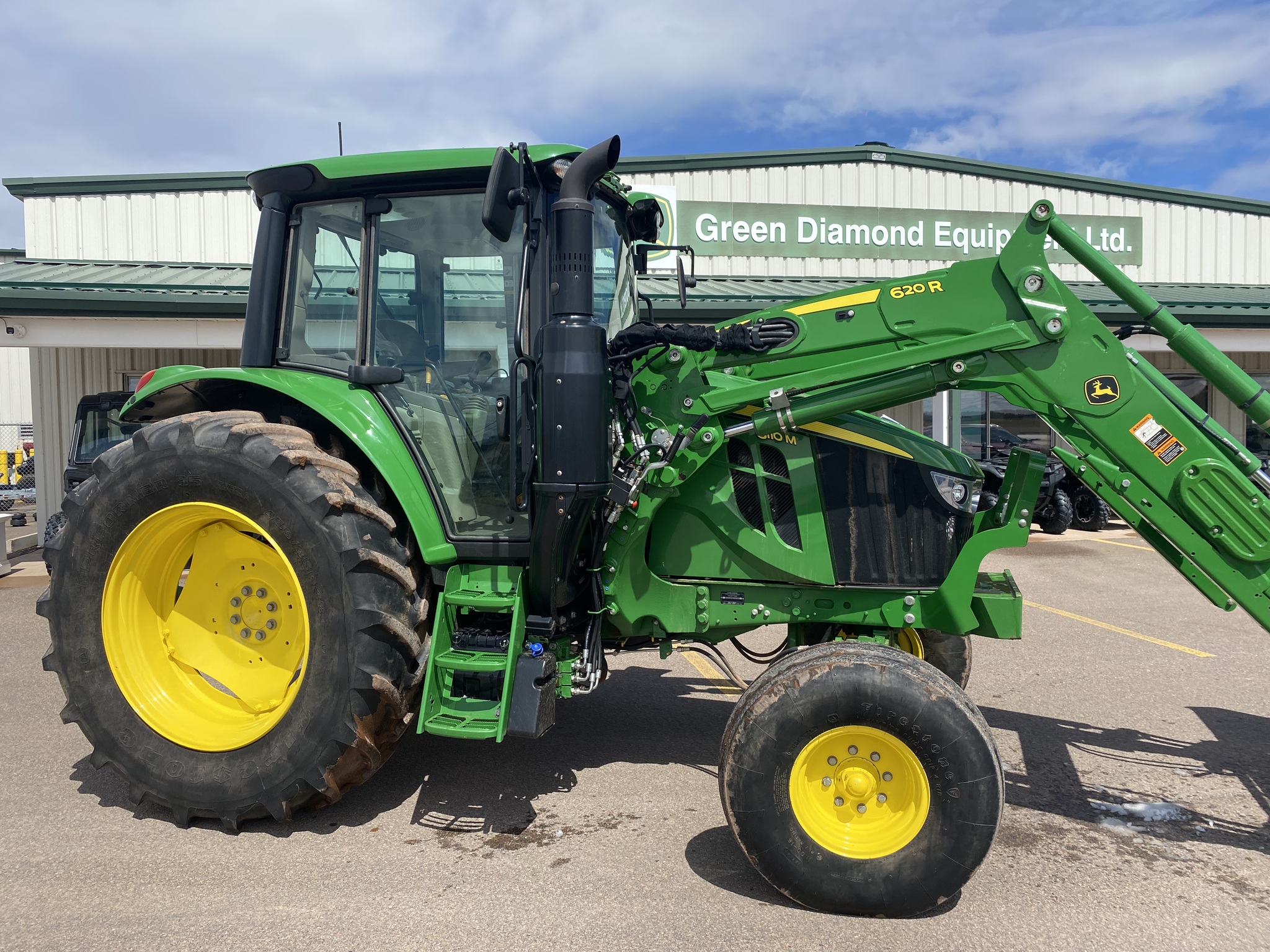2023 John Deere 6110M Image 7