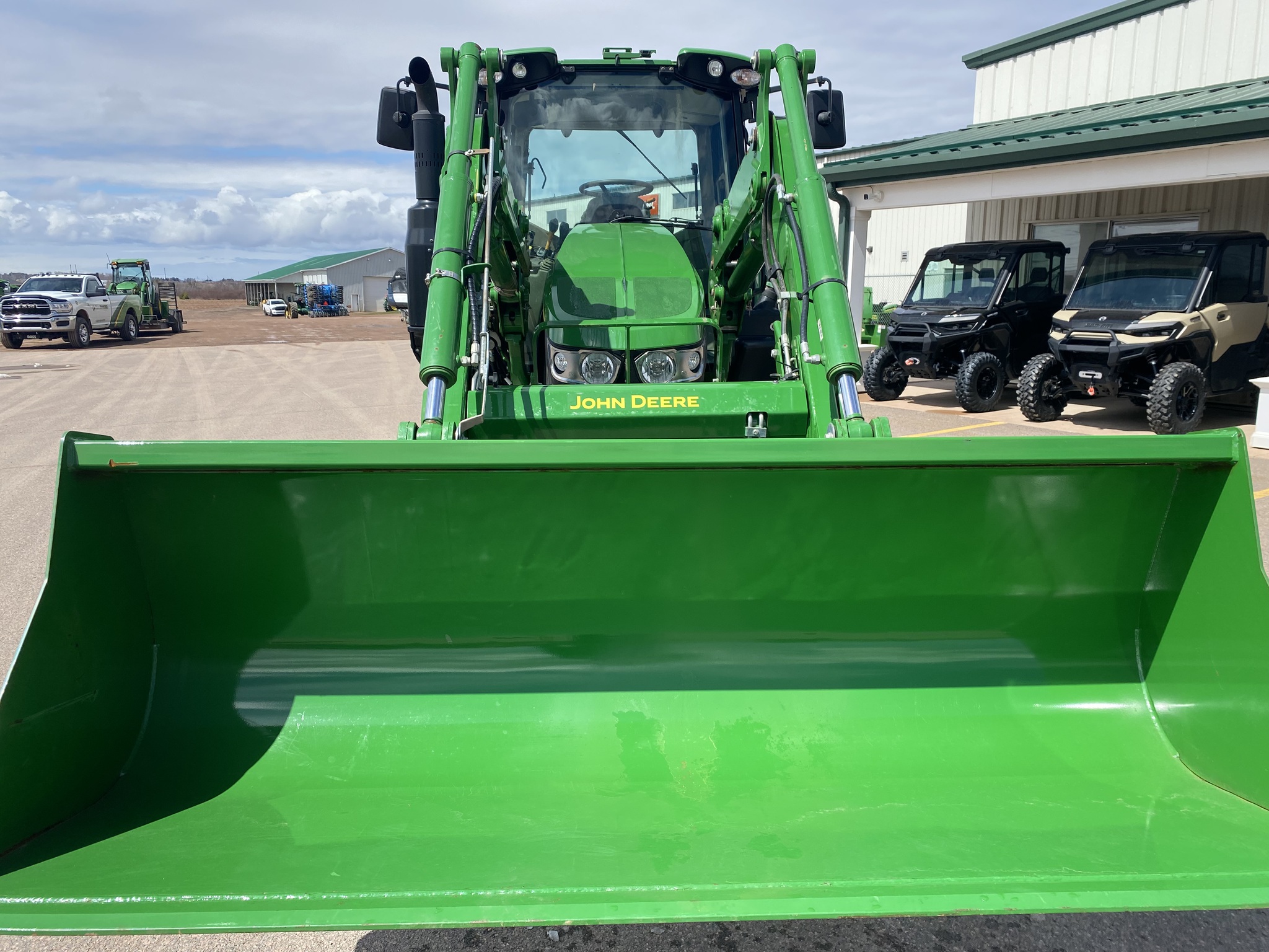 2023 John Deere 6110M Image 11