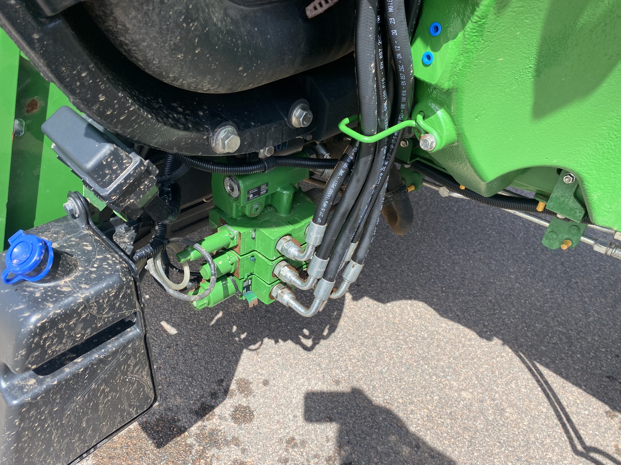 2023 John Deere 6110M Image 13