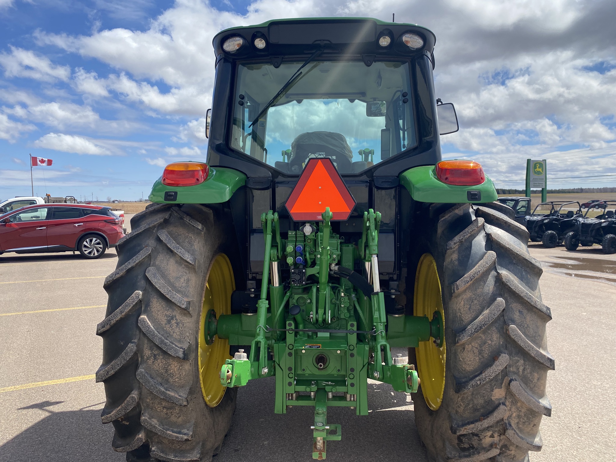 2023 John Deere 6110M Image 4