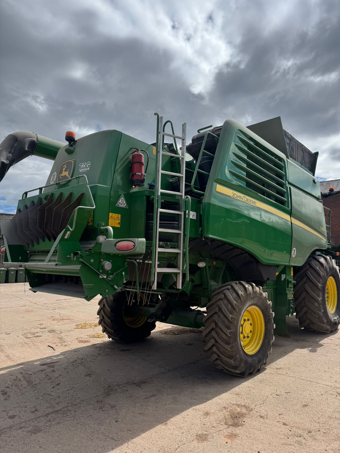 2020 John Deere T560 HillMaster