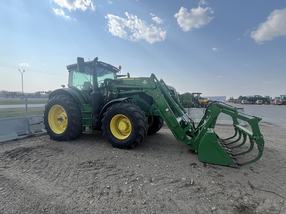 Used 2021 John Deere 6215R Row Crop Tractors at Horizon Ag & Turf in Westlock, AB - Photo3