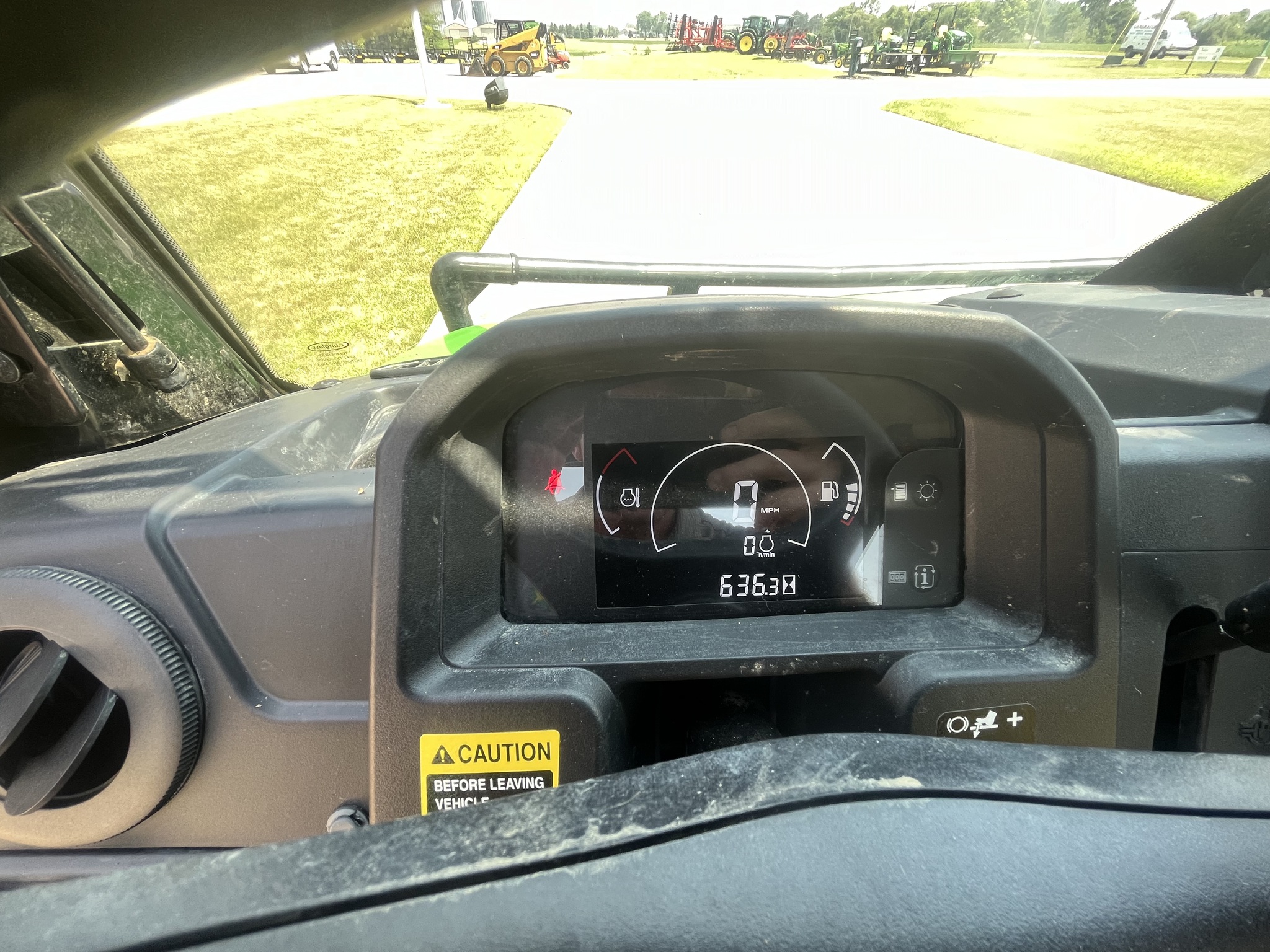 2020 John Deere XUV 835M Image 10