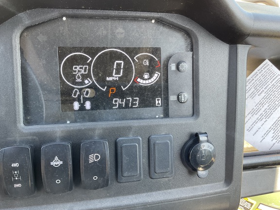 2024 John Deere 825M S4 Photo 6