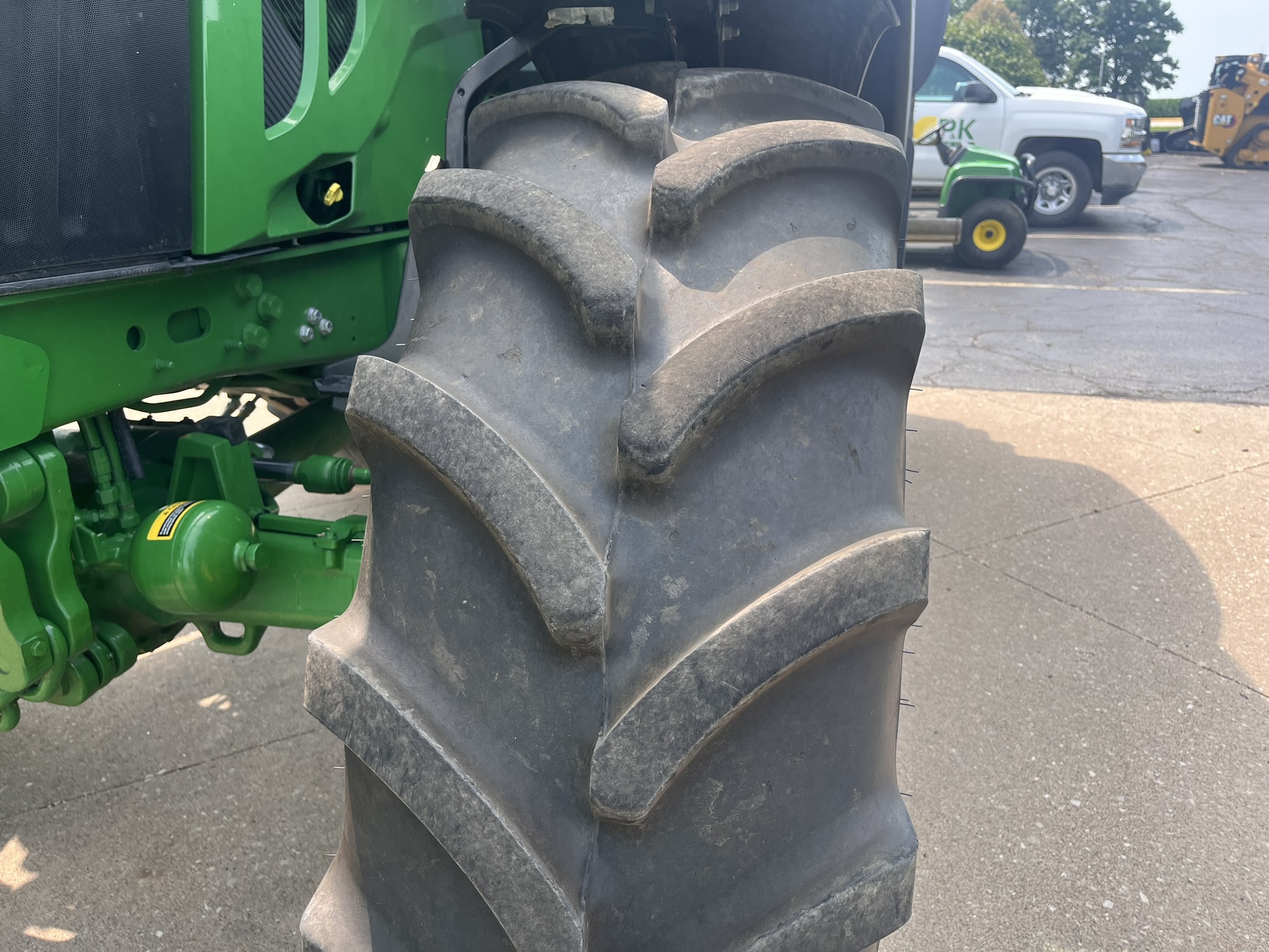 2024 John Deere 6120M Image 11