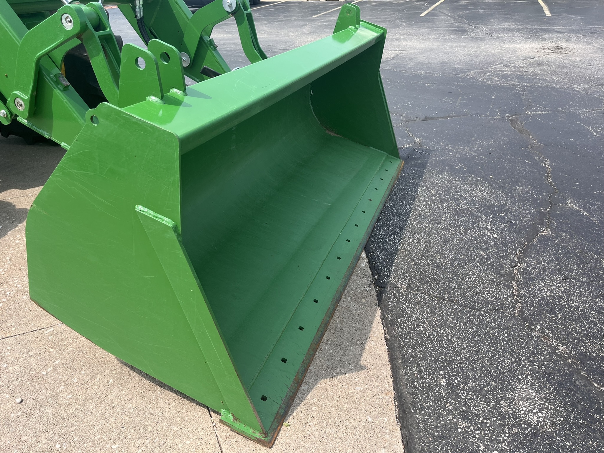 2024 John Deere 6120M Image 6