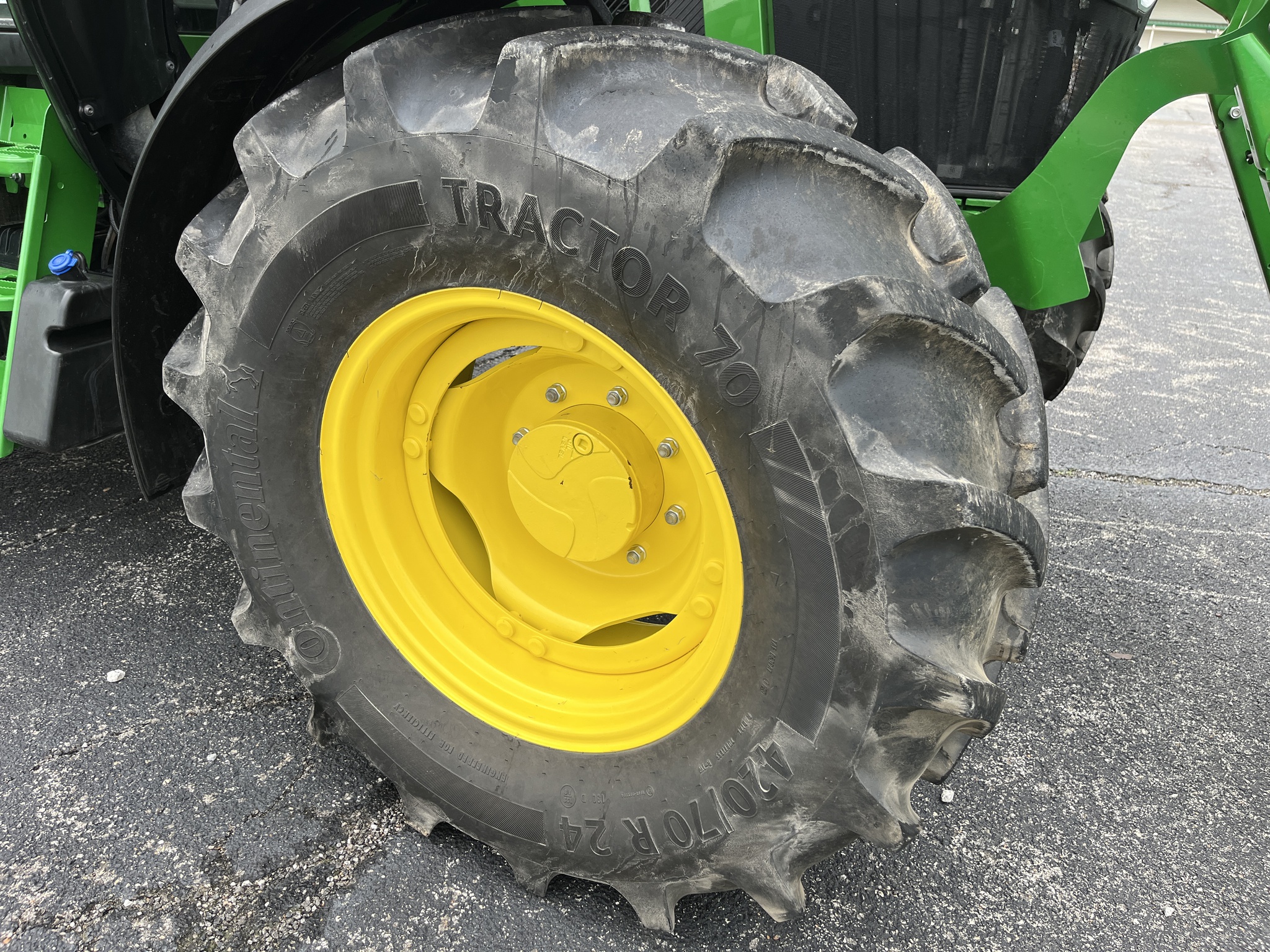2024 John Deere 6120M Image 28