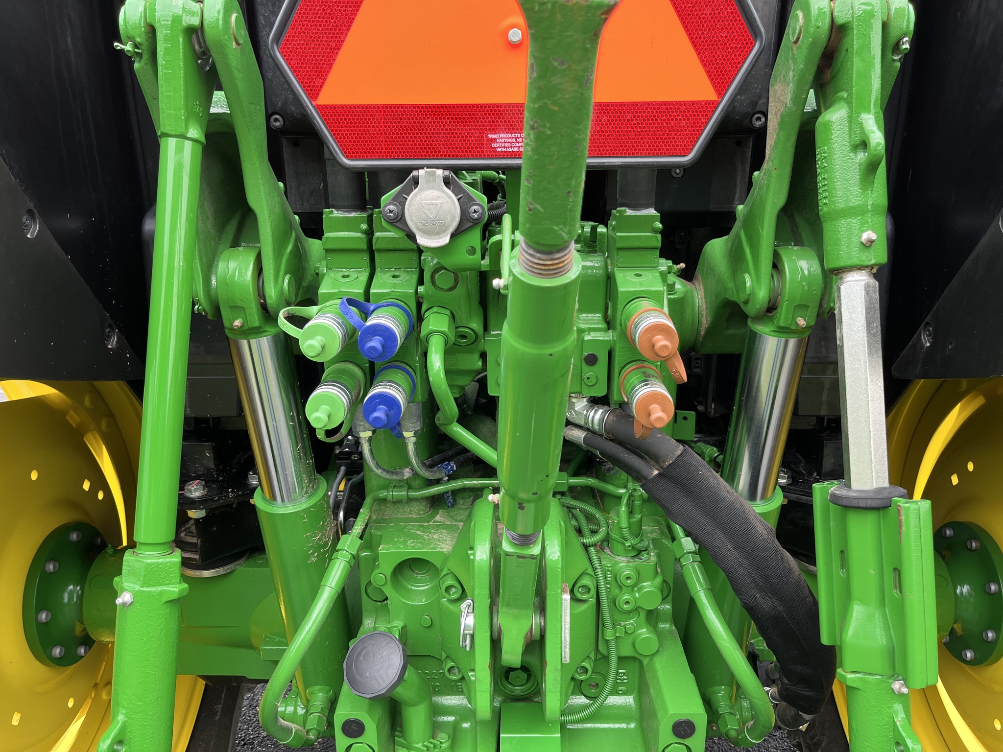 2024 John Deere 6120M Image 22
