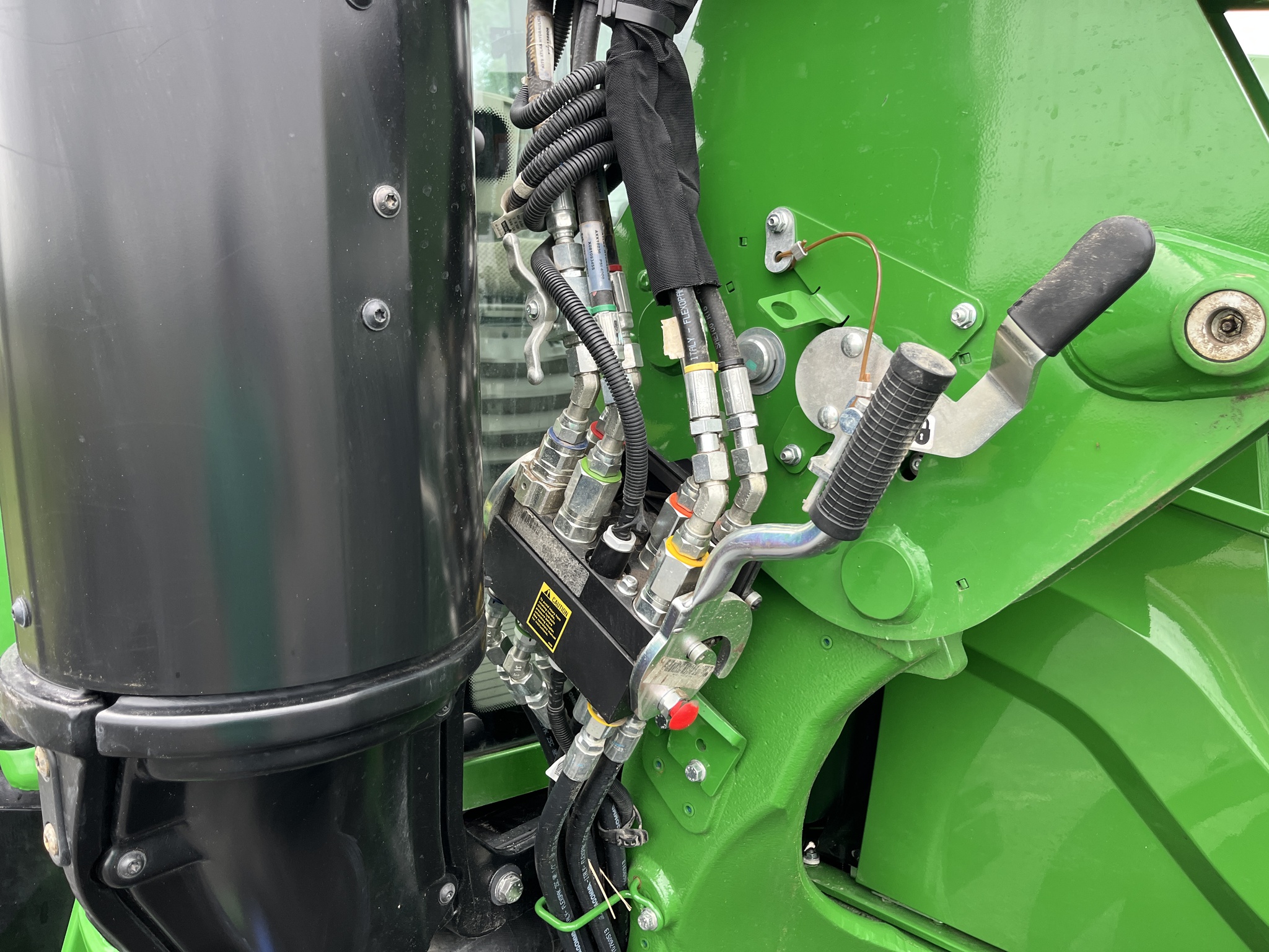2024 John Deere 6120M Image 27