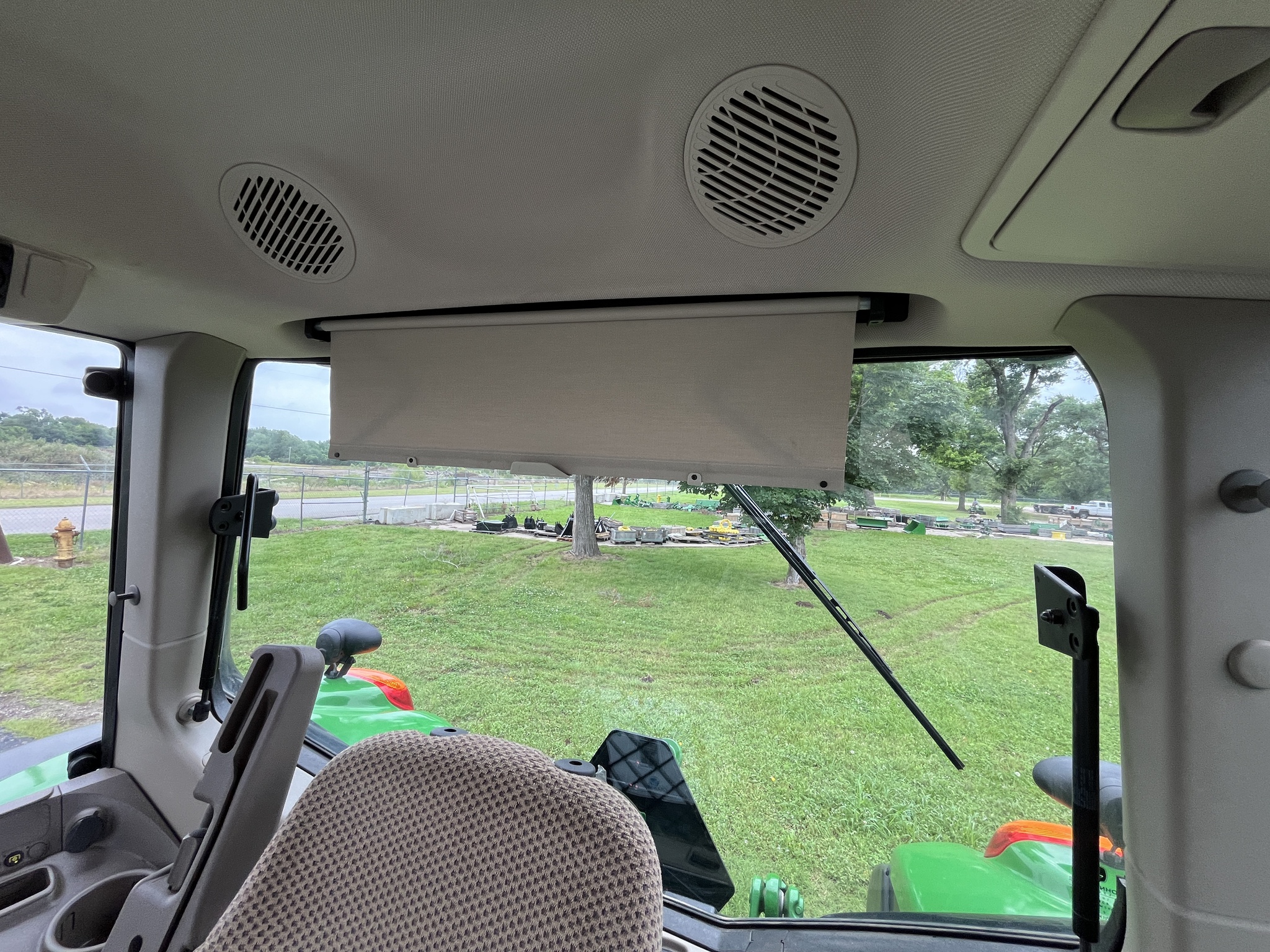 2024 John Deere 6120M Image 34